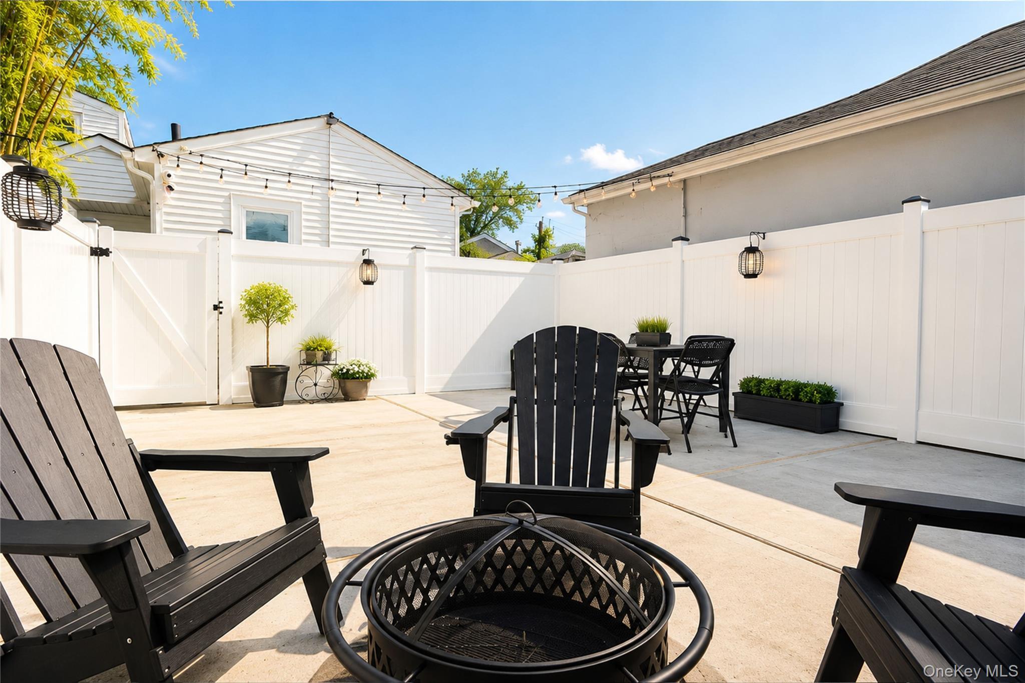 Single Family Freeborn Street Staten Island, NY 10306, MLS-1017793-18