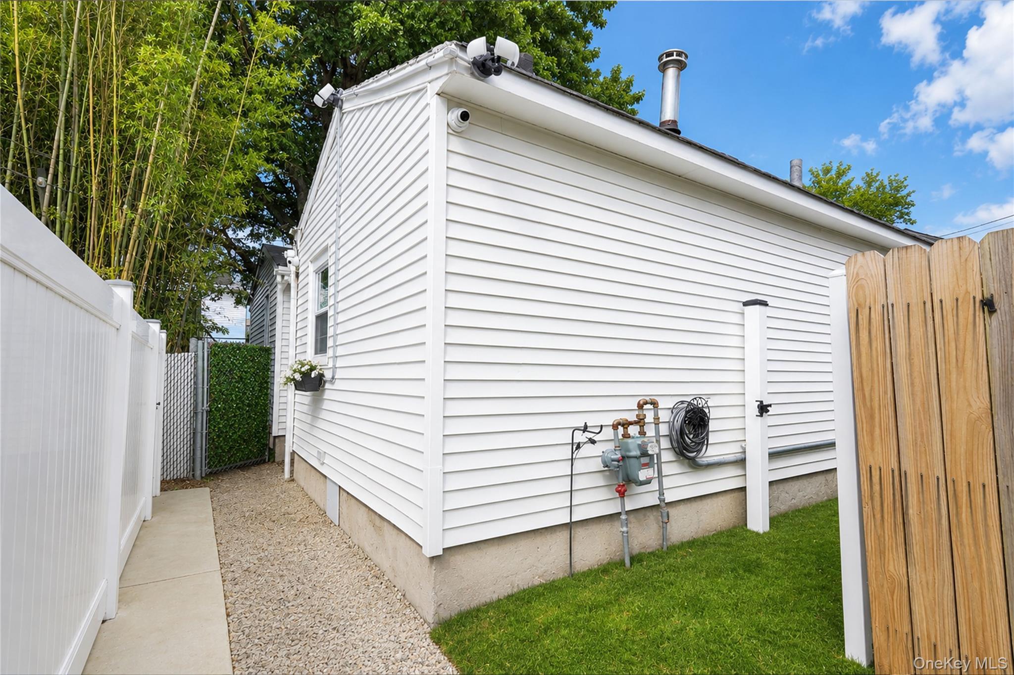Single Family Freeborn Street Staten Island, NY 10306, MLS-1017793-3