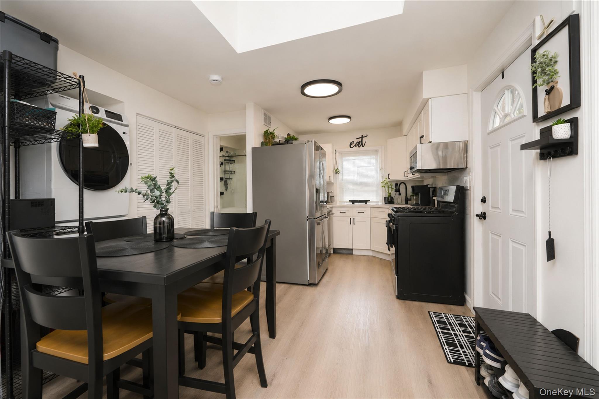 Single Family Freeborn Street Staten Island, NY 10306, MLS-1017793-9