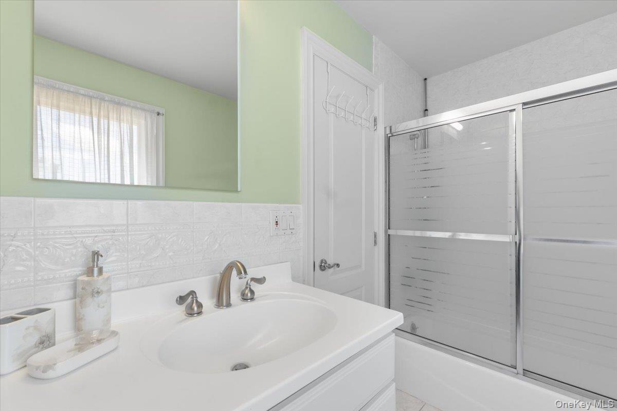 Single Family North Road  Nassau County, NY 11024, MLS-1017811-28