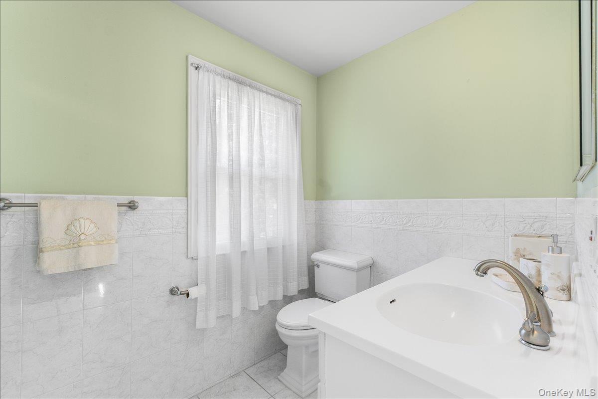Single Family North Road  Nassau County, NY 11024, MLS-1017811-29