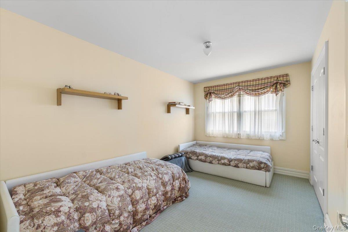 Single Family North Road  Nassau County, NY 11024, MLS-1017811-31