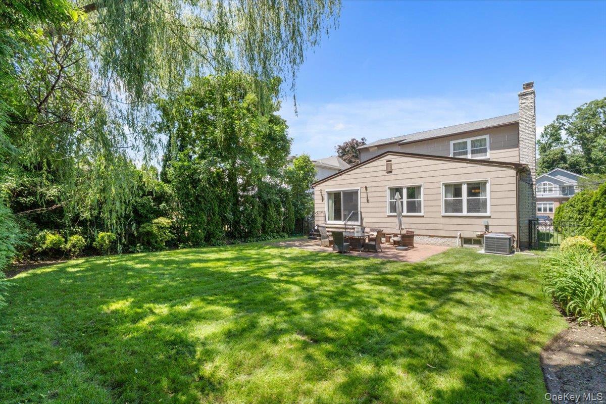 Single Family North Road  Nassau County, NY 11024, MLS-1017811-36