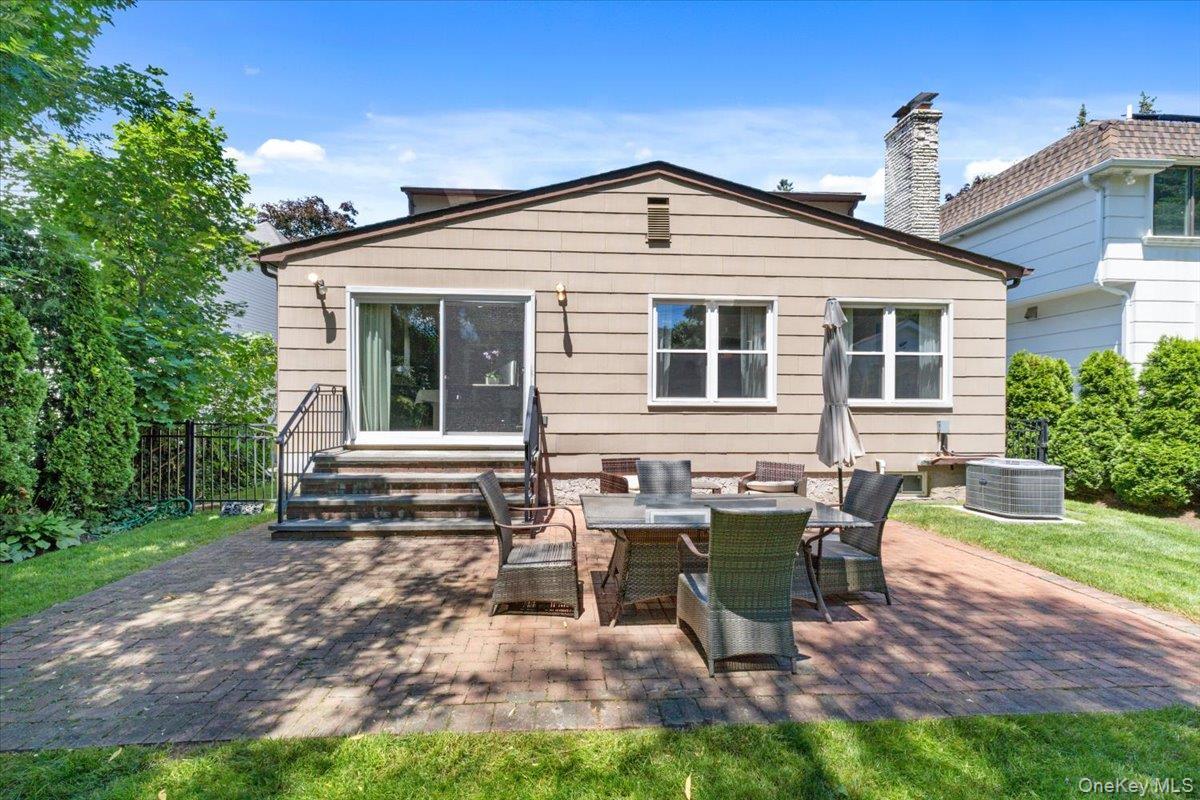 Single Family North Road  Nassau County, NY 11024, MLS-1017811-38