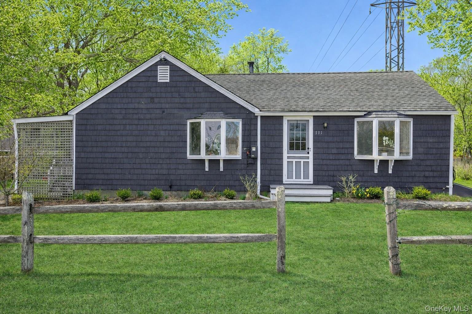 Single Family Oak Lane  Suffolk County, NY 11930, MLS-1017818-10