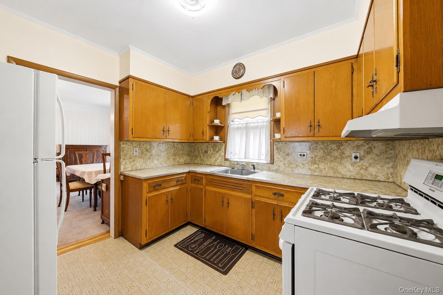 Single Family E 238th Street Bronx, NY 10470, MLS-1017907-12