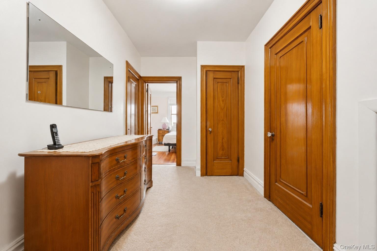 Single Family E 238th Street Bronx, NY 10470, MLS-1017907-17