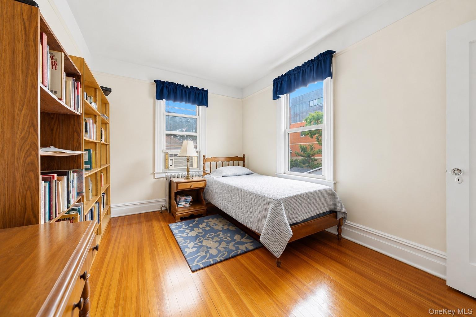 Single Family E 238th Street Bronx, NY 10470, MLS-1017907-23