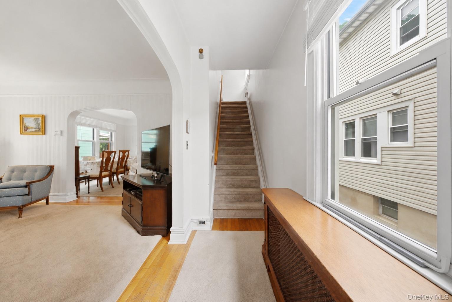 Single Family E 238th Street Bronx, NY 10470, MLS-1017907-5