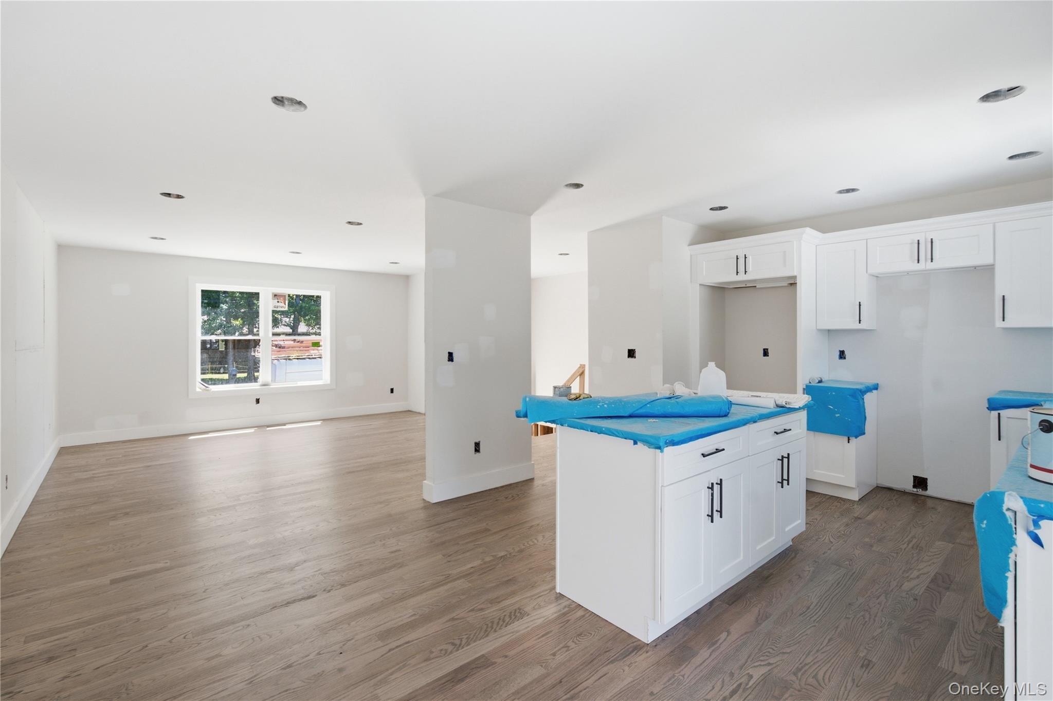 Single Family Shinnecock Avenue Suffolk County, NY 11950, MLS-1017917-11