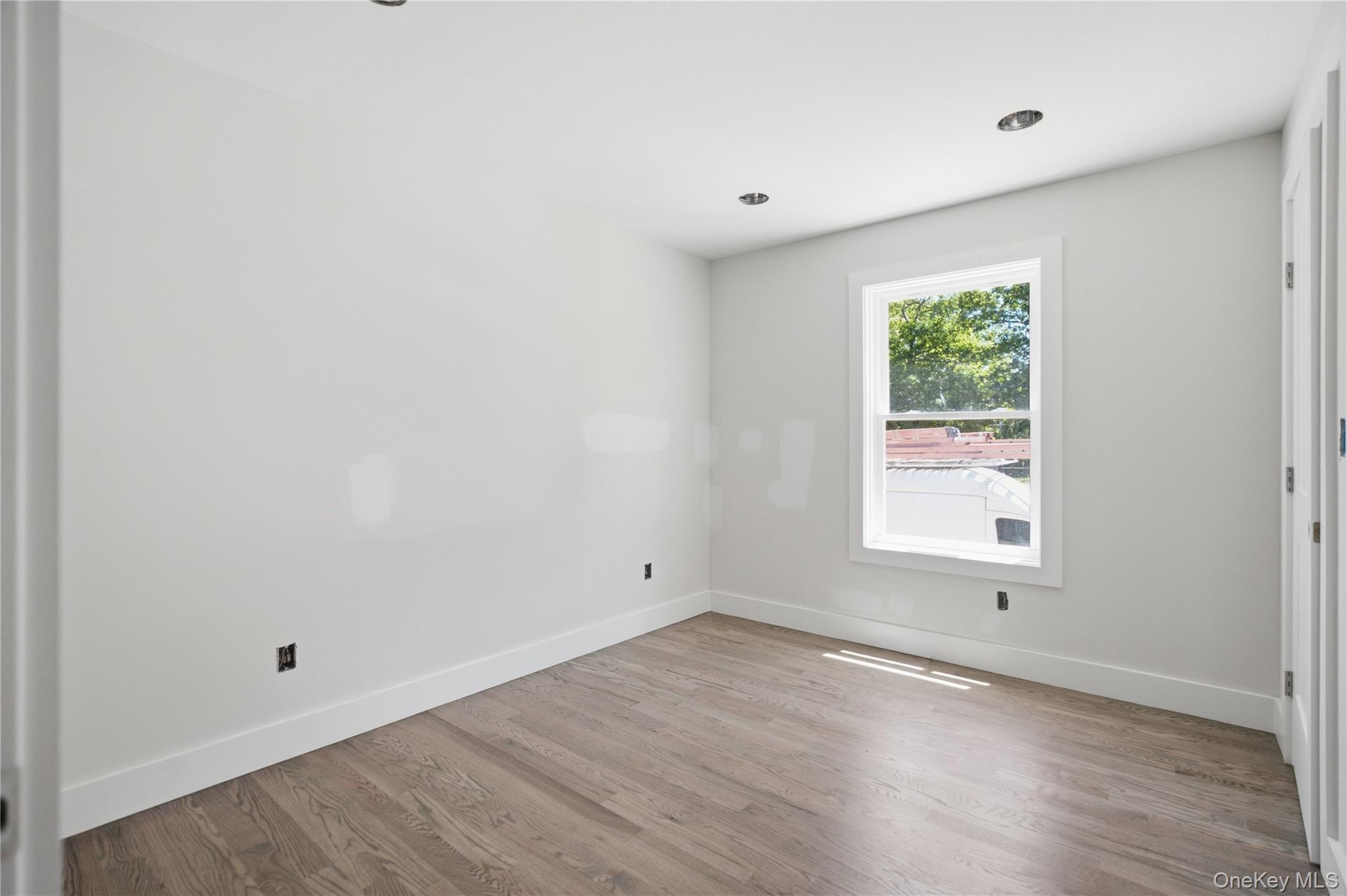 Single Family Shinnecock Avenue Suffolk County, NY 11950, MLS-1017917-13