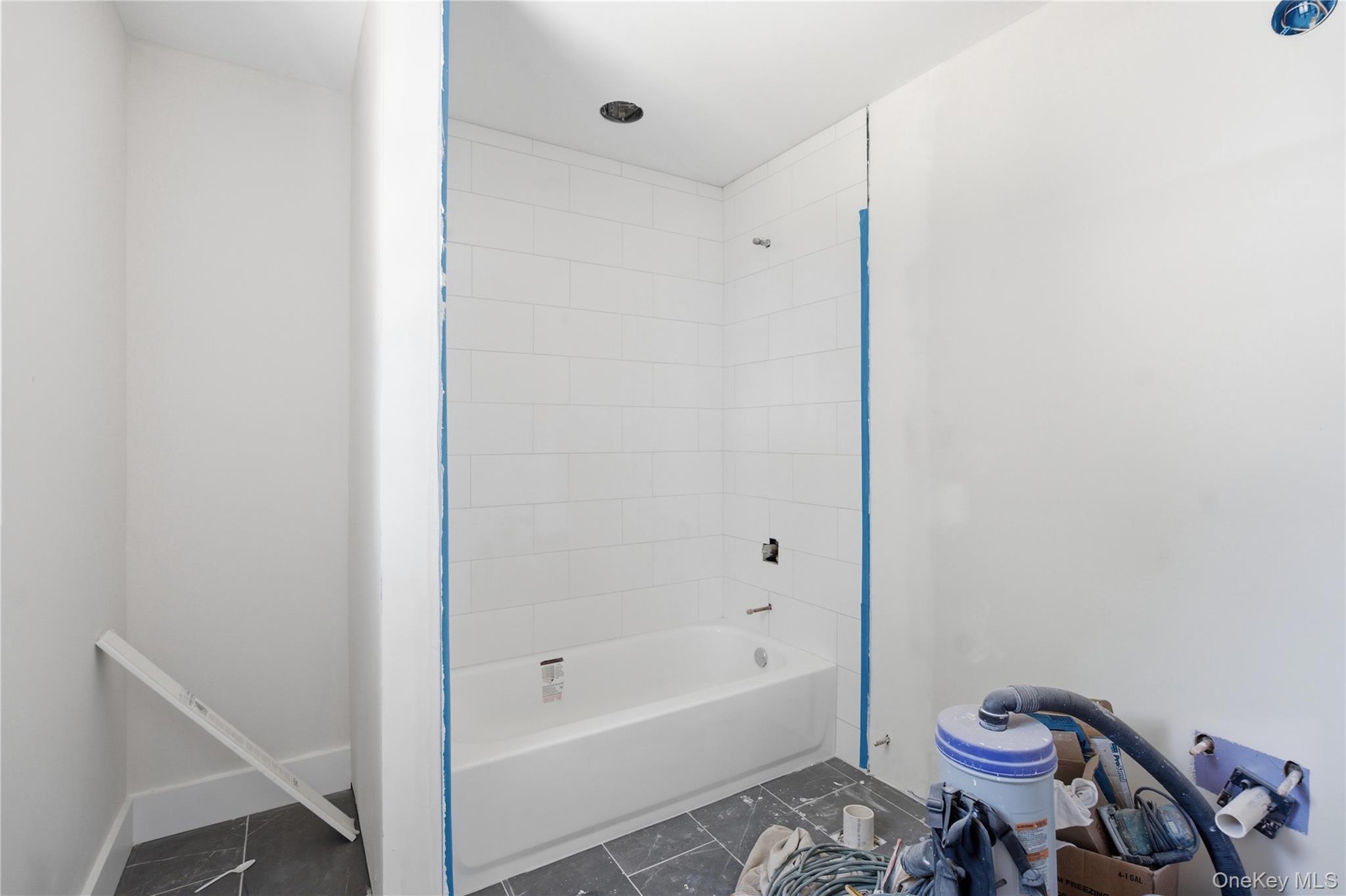 Single Family Shinnecock Avenue Suffolk County, NY 11950, MLS-1017917-19