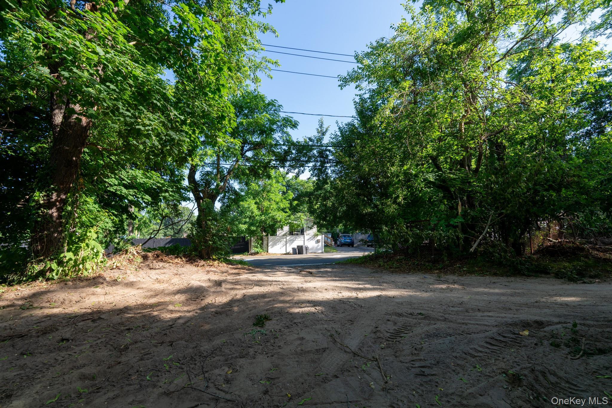 Single Family Smithtown Boulevard  Suffolk County, NY 11767, MLS-1017932-21