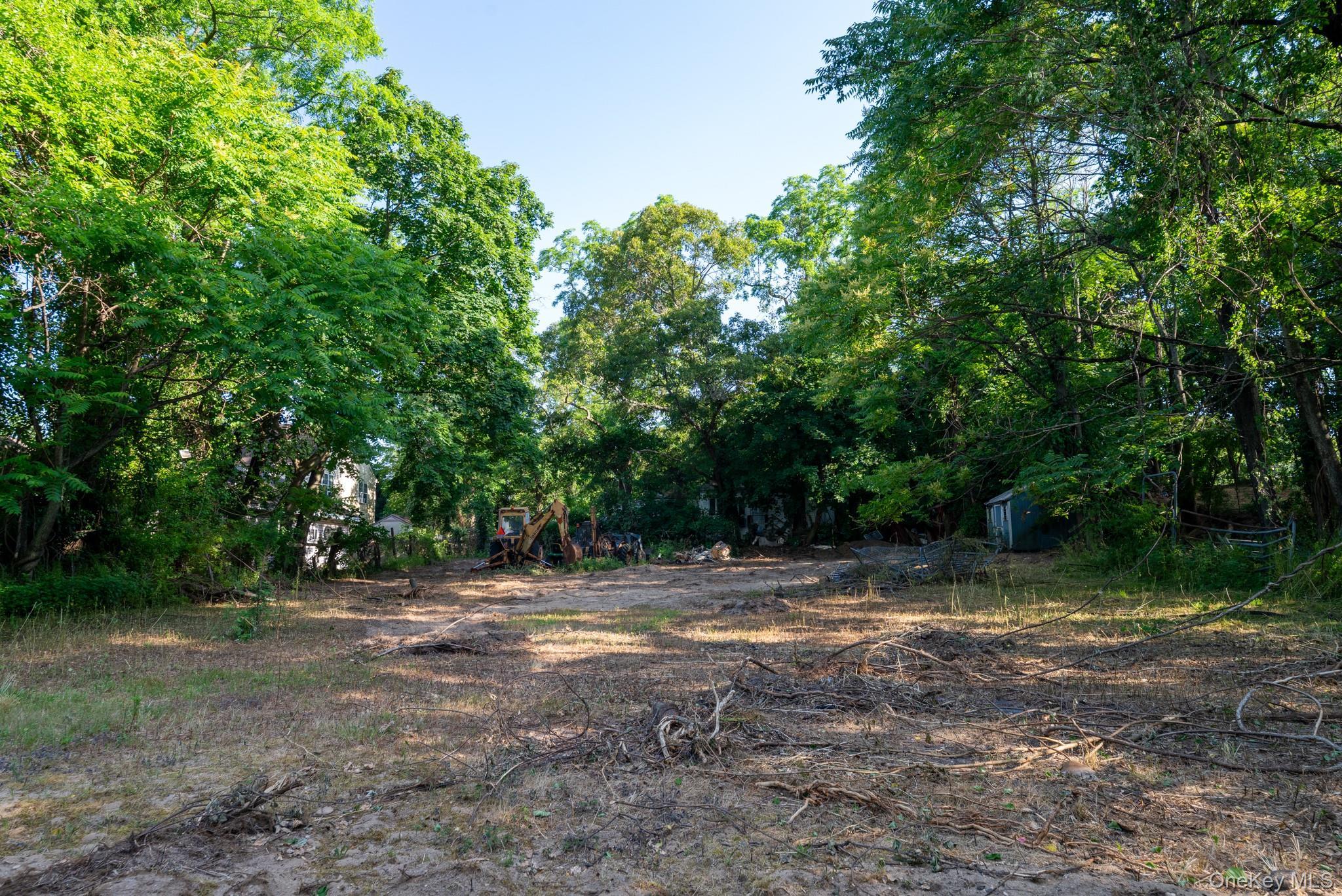 Single Family Smithtown Boulevard  Suffolk County, NY 11767, MLS-1017932-31