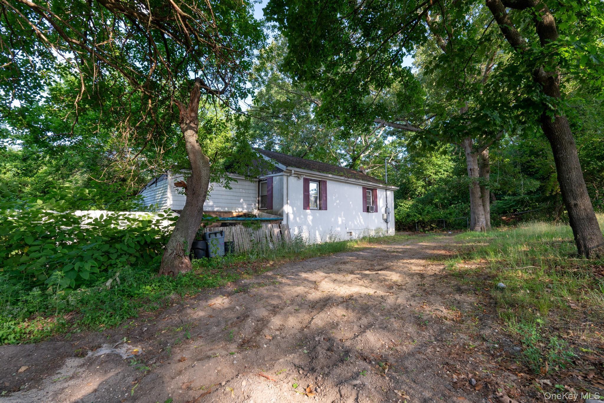 Single Family Smithtown Boulevard  Suffolk County, NY 11767, MLS-1017932-34