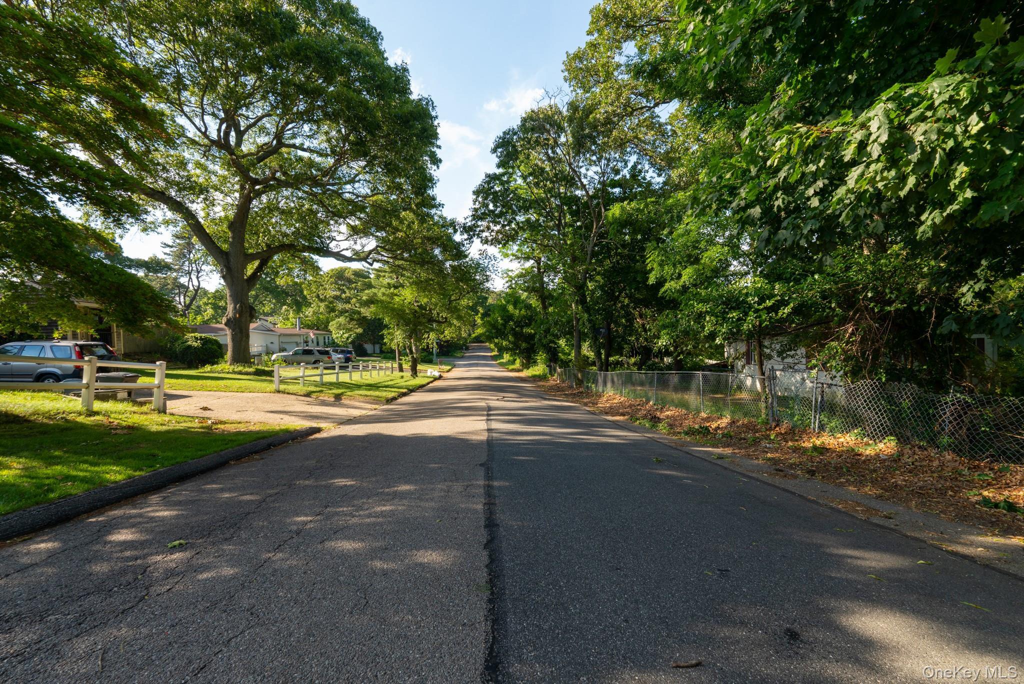 Single Family Smithtown Boulevard  Suffolk County, NY 11767, MLS-1017932-36