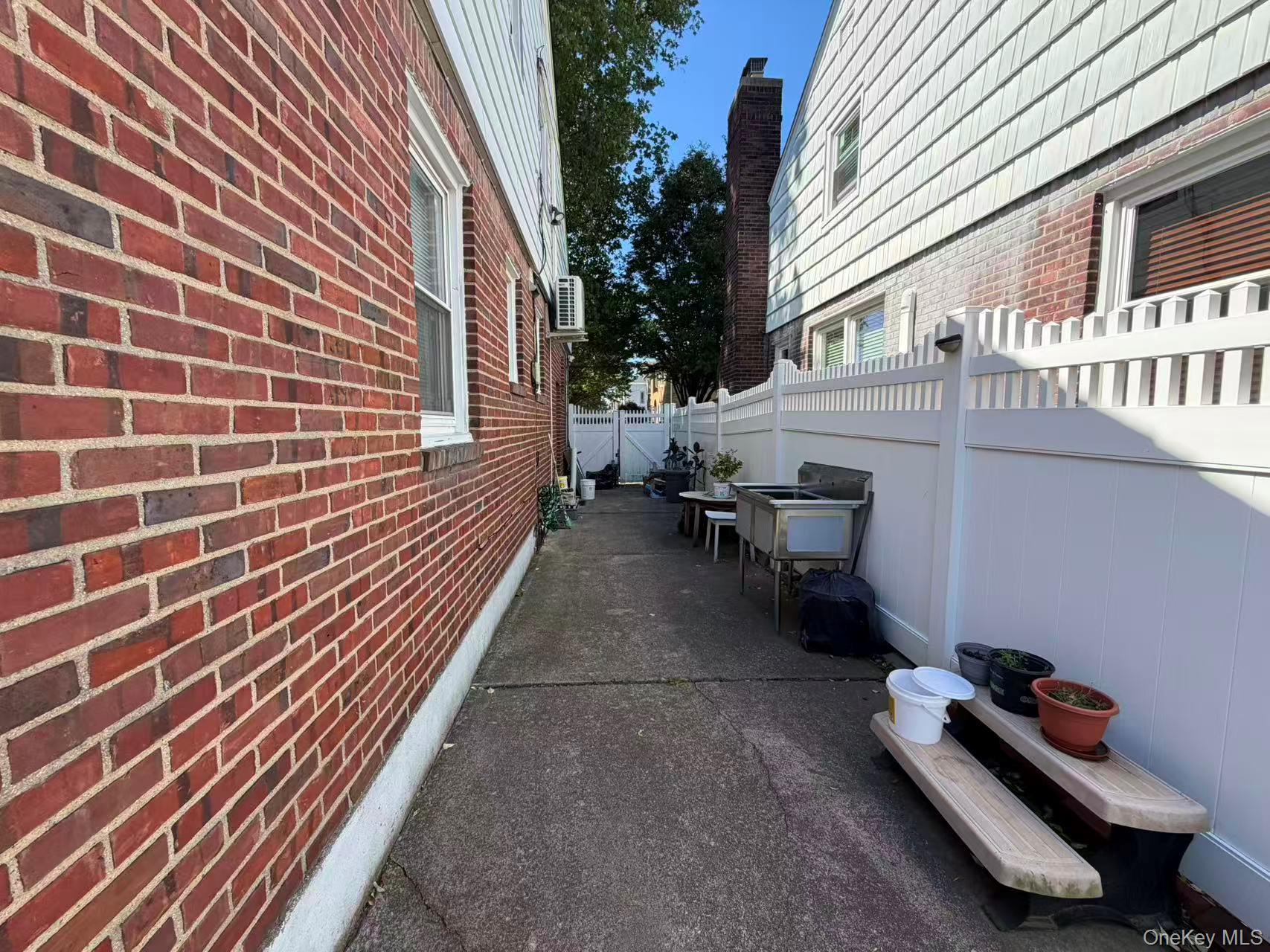 Single Family 22nd Avenue Queens, NY 11357, MLS-1017951-13