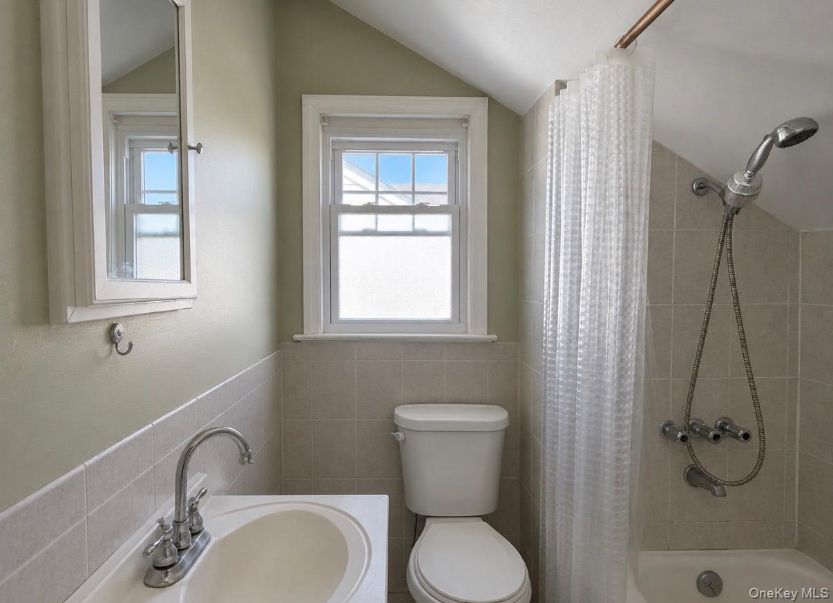 Single Family 22nd Avenue Queens, NY 11357, MLS-1017951-7