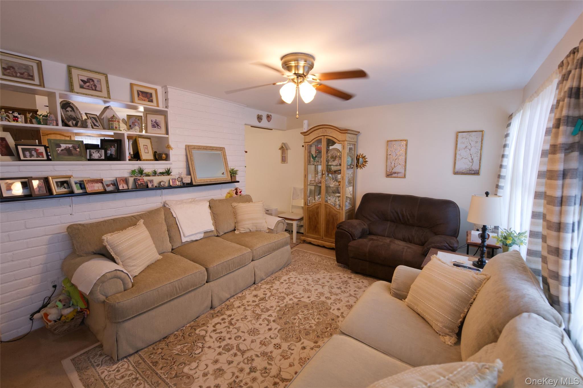 Single Family Sprucewood Drive Nassau County, NY 11756, MLS-1017963-10