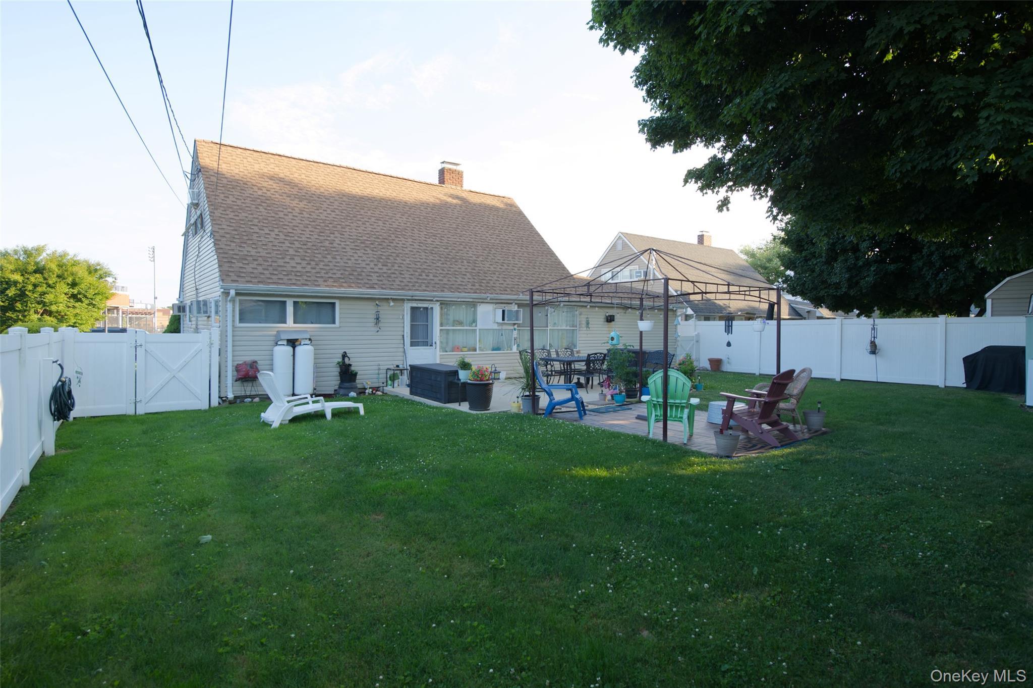 Single Family Sprucewood Drive Nassau County, NY 11756, MLS-1017963-24