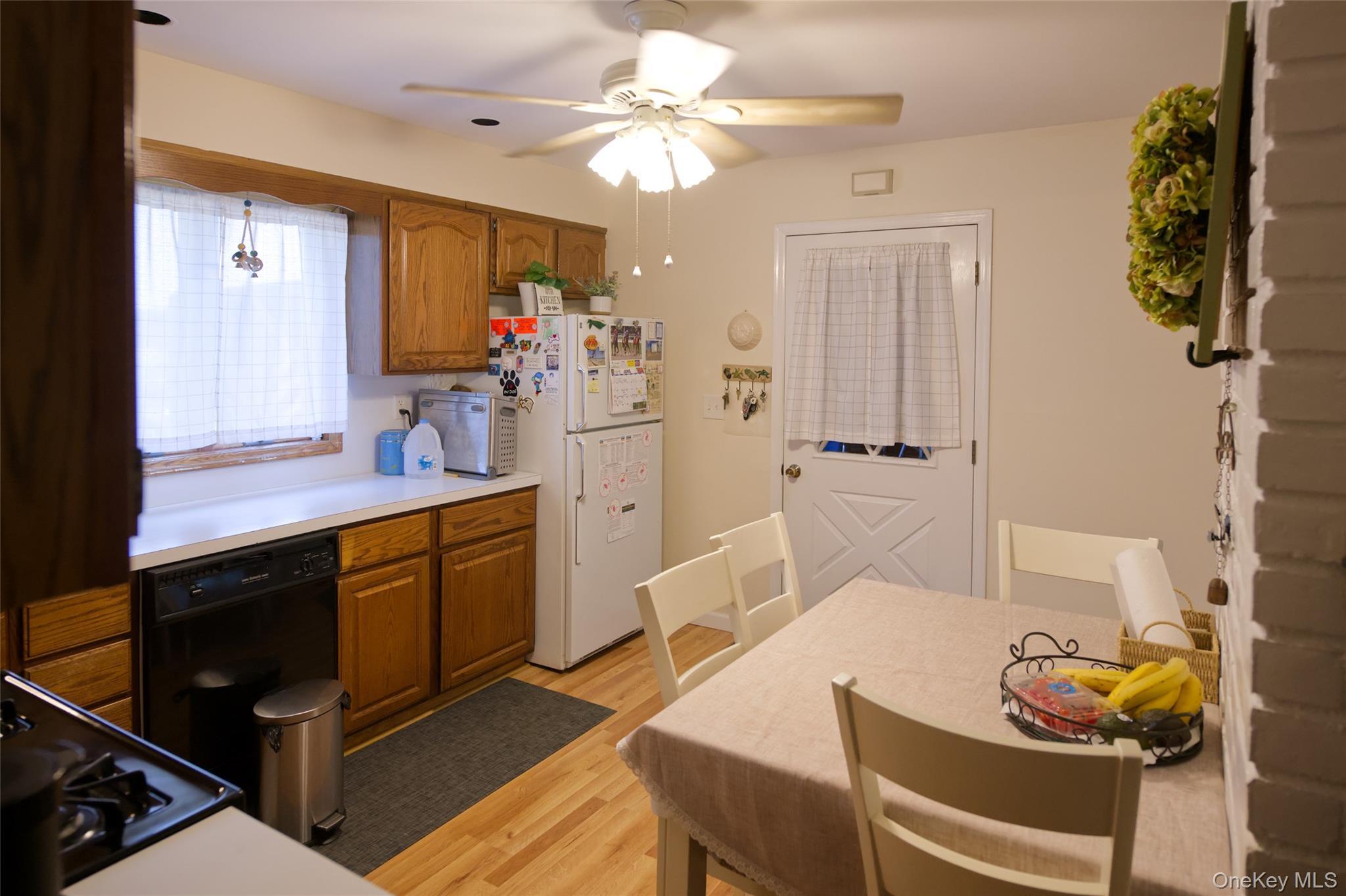 Single Family Sprucewood Drive Nassau County, NY 11756, MLS-1017963-8
