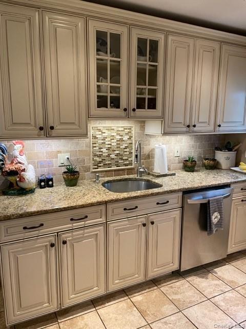 Single Family Rochelle Court Rockland County, NY 10980, MLS-1017966-9