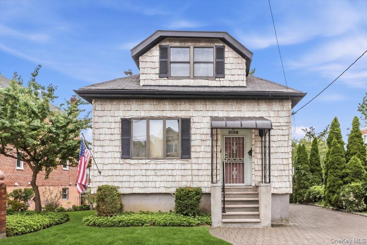 Single Family Rawlins Avenue Bronx, NY 10465, MLS-1017978-2