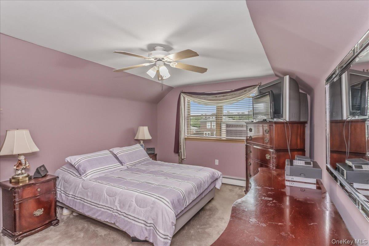 Single Family Rawlins Avenue Bronx, NY 10465, MLS-1017978-21