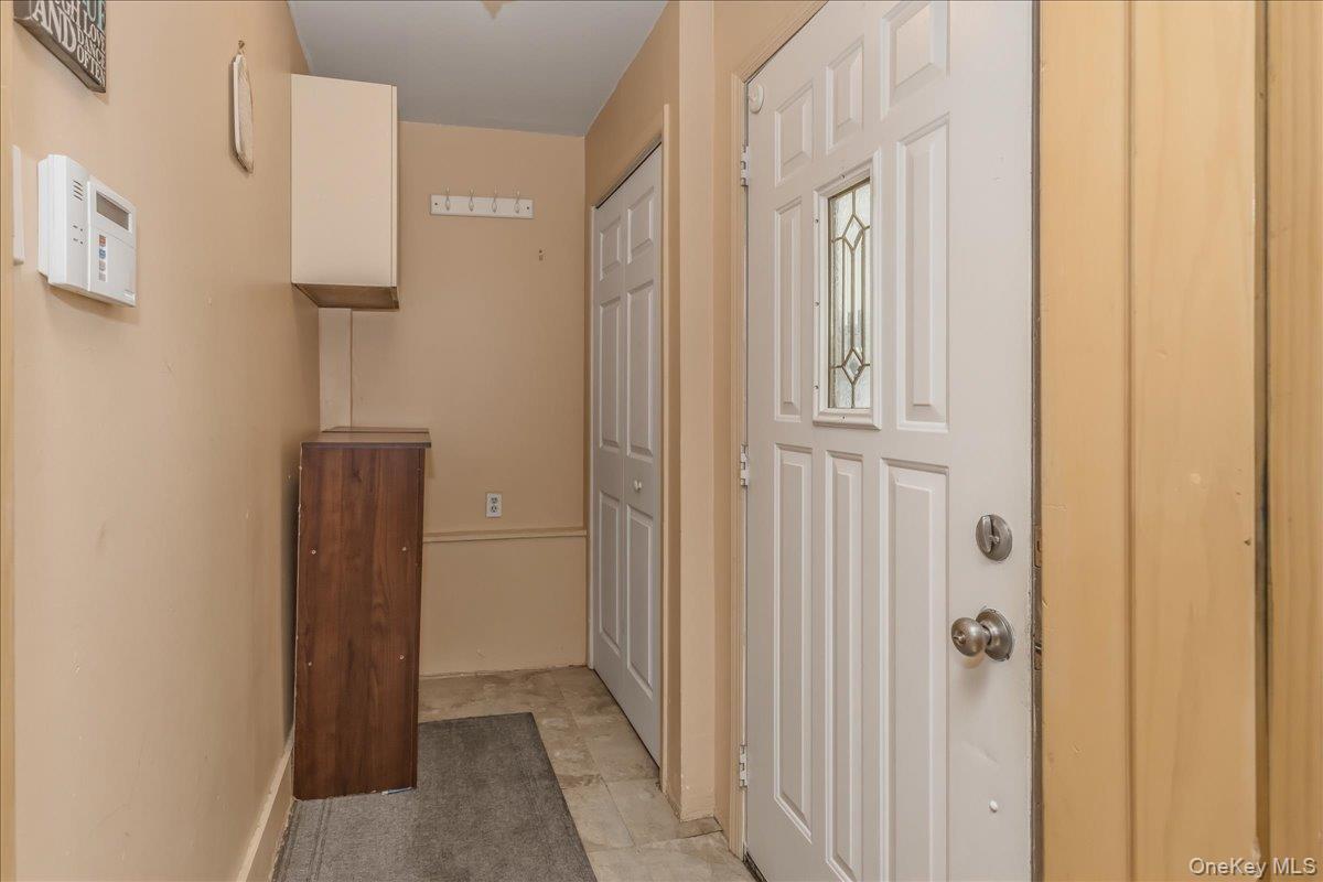 Single Family Rawlins Avenue Bronx, NY 10465, MLS-1017978-5
