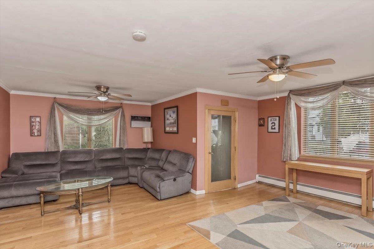 Single Family Rawlins Avenue Bronx, NY 10465, MLS-1017978-7