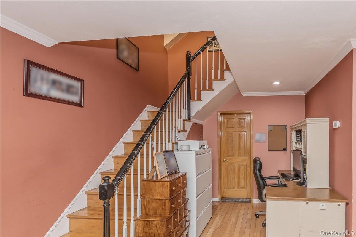 Single Family Rawlins Avenue Bronx, NY 10465, MLS-1017978-9