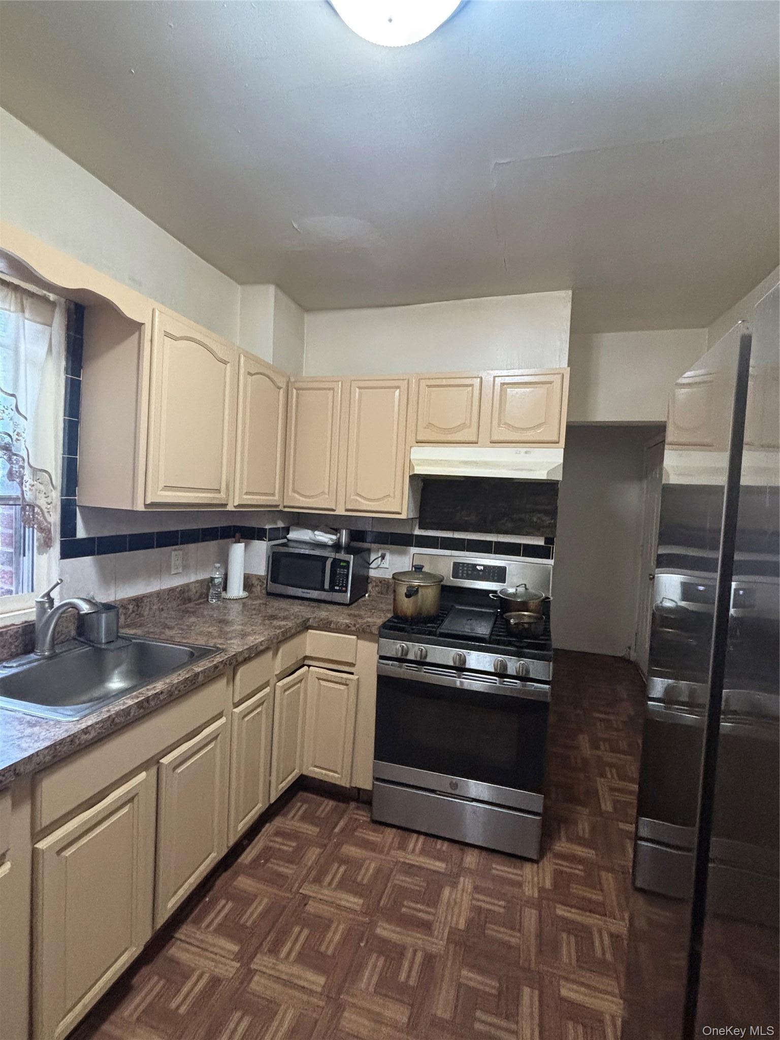Single Family 127th Street Queens, NY 11420, MLS-1018008-10