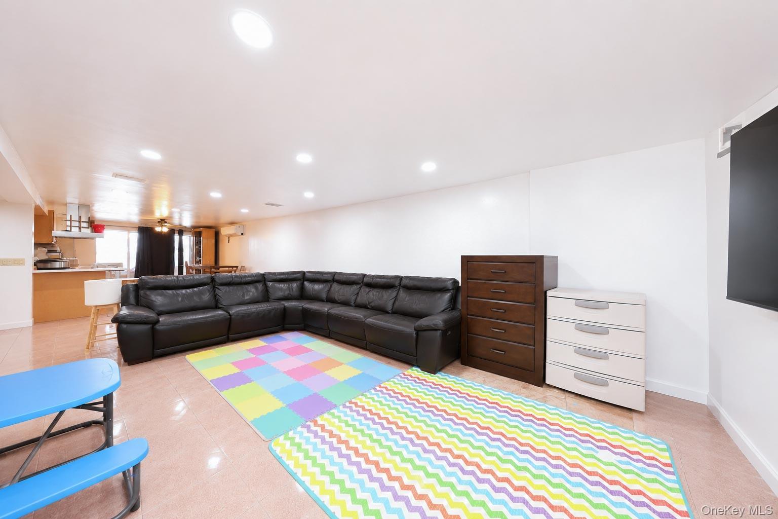 Single Family 70th Street Brooklyn, NY 11228, MLS-1018013-14
