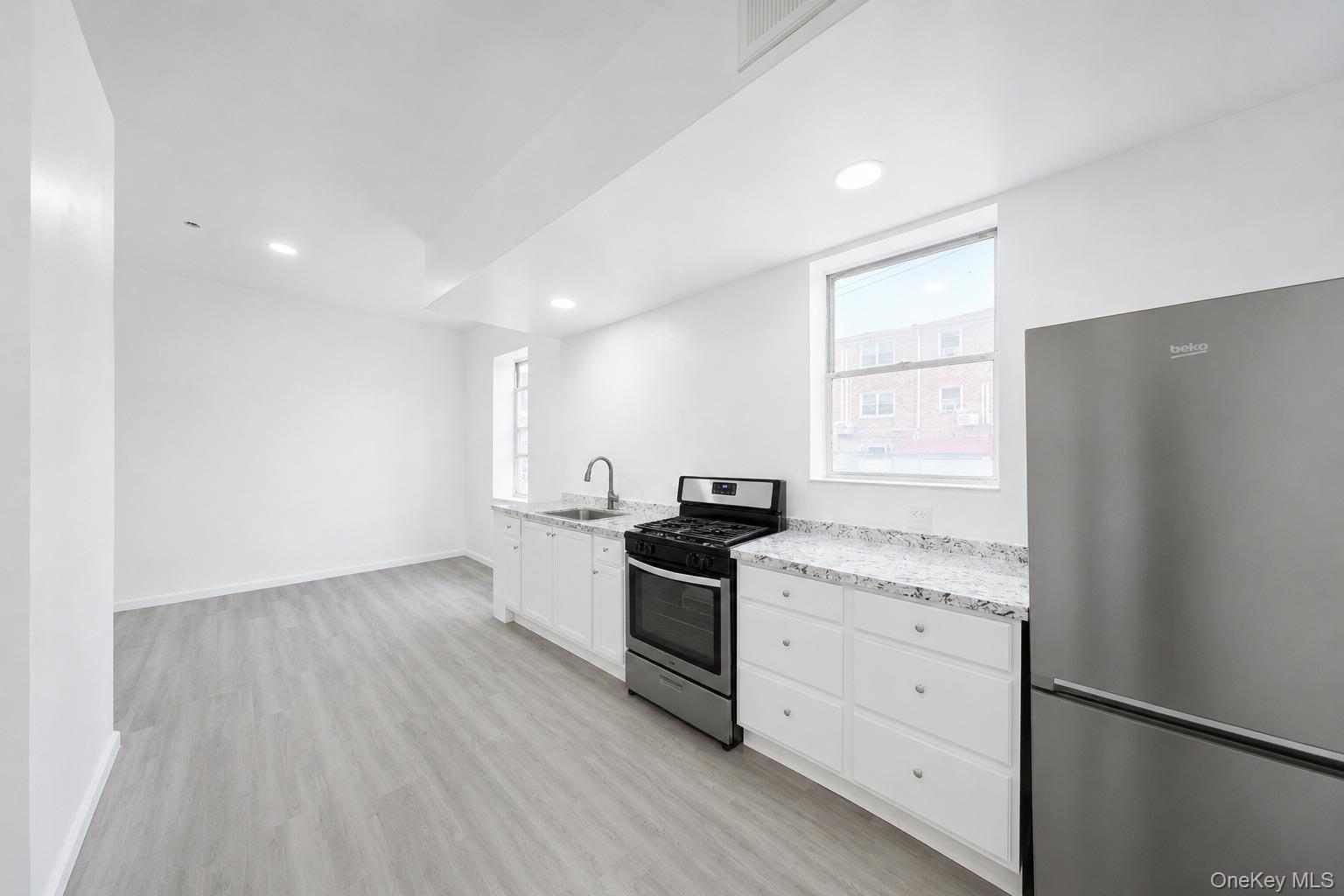 Single Family 70th Street Brooklyn, NY 11228, MLS-1018045-35