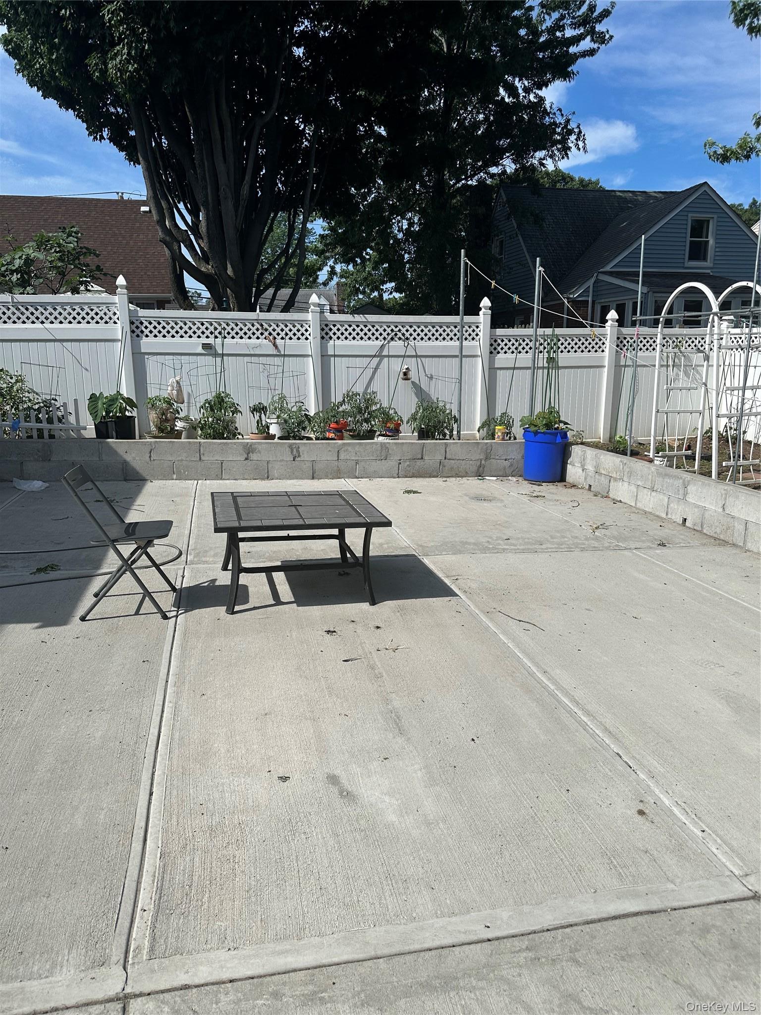 Single Family Clearstream Avenue  Nassau County, NY 11580, MLS-1018065-11