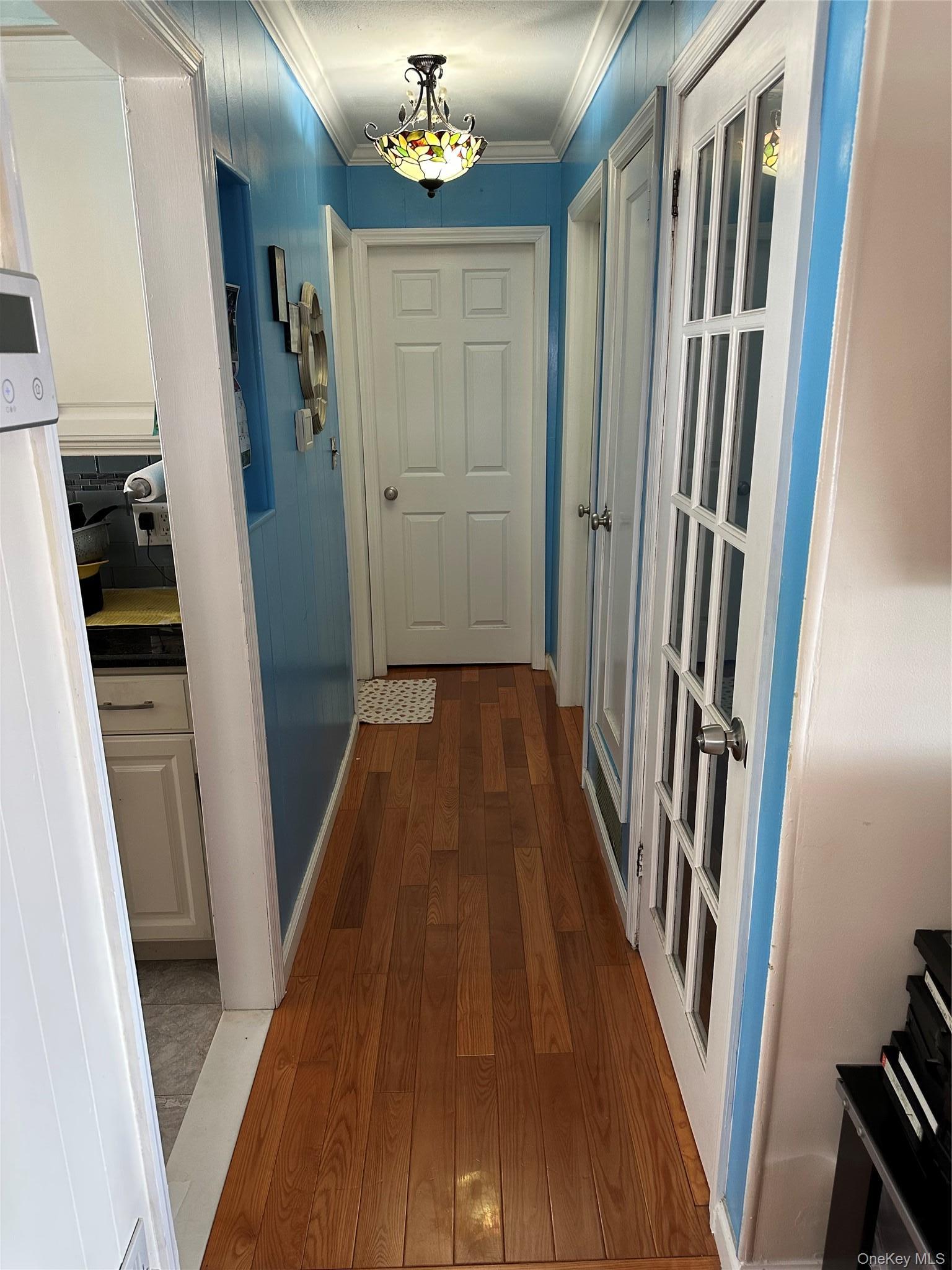 Single Family Clearstream Avenue  Nassau County, NY 11580, MLS-1018065-3