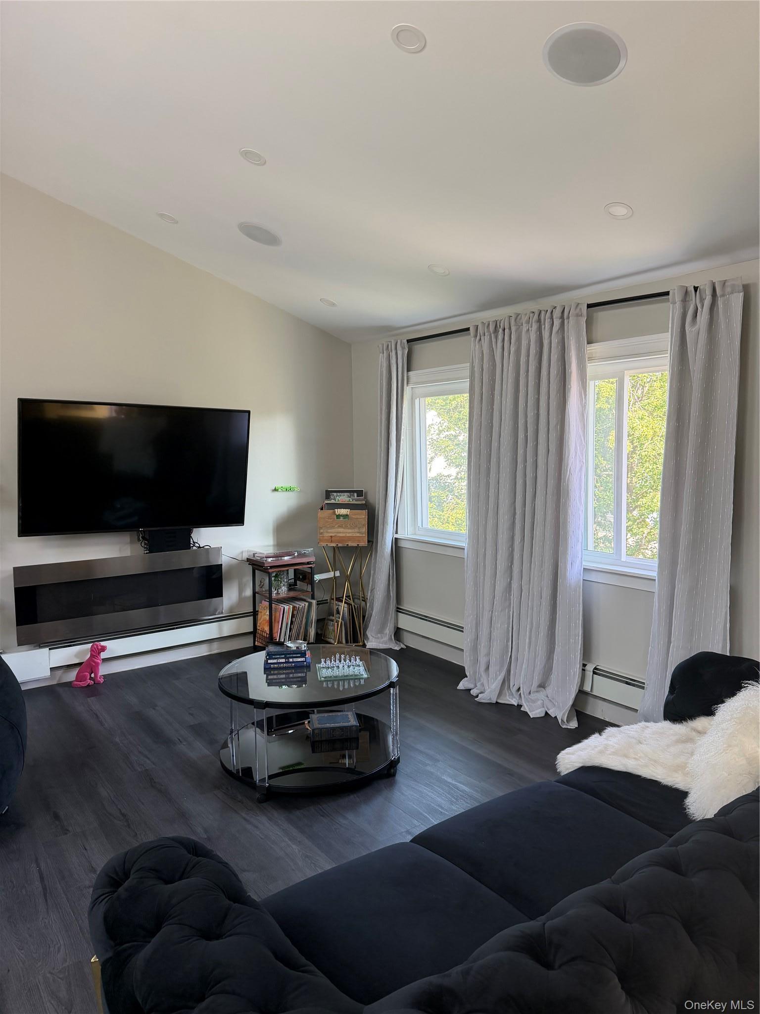 Single Family Fishermans Road  Nassau County, NY 11510, MLS-1018072-6