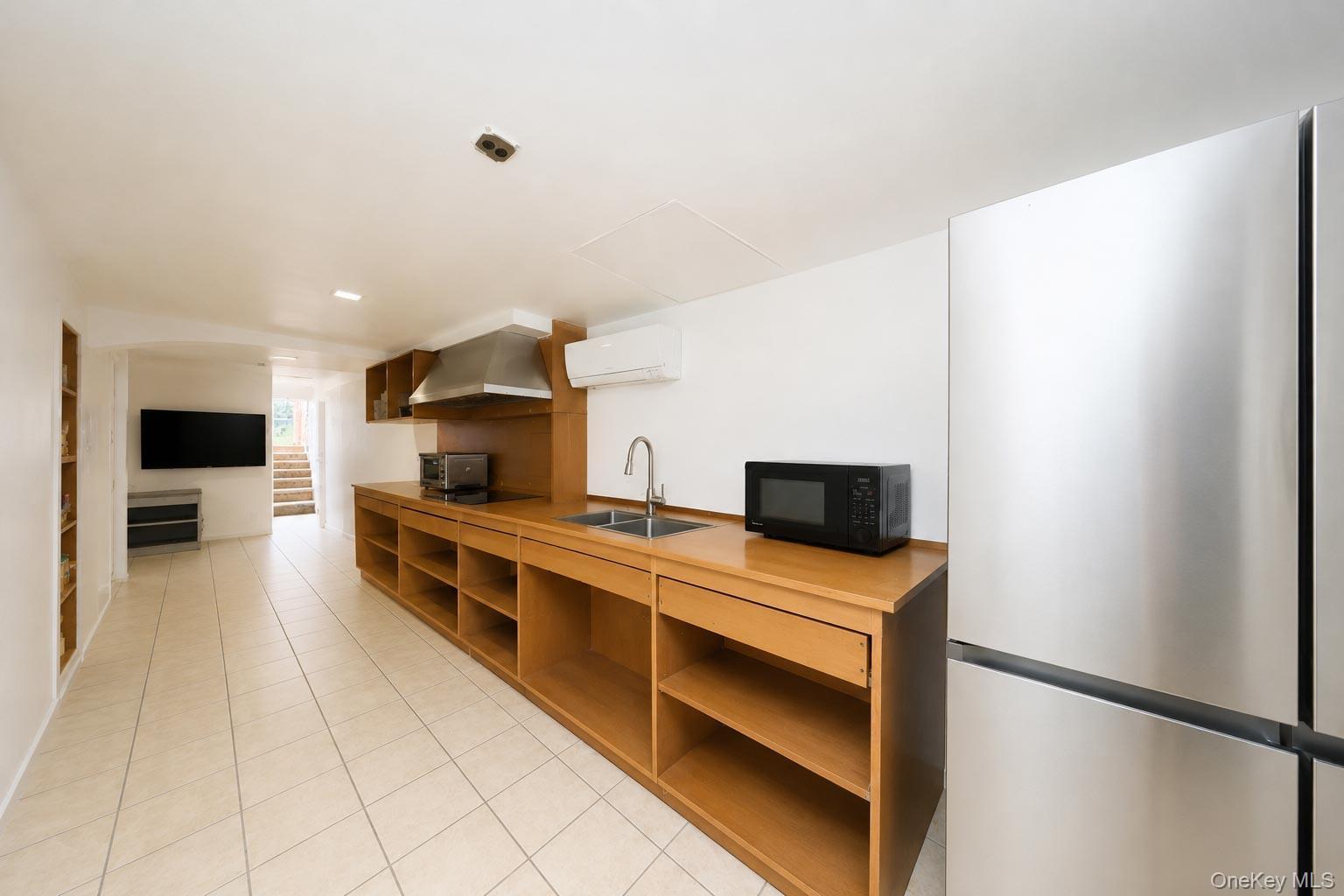 Single Family 70th Street  Brooklyn, NY 11228, MLS-1018074-16