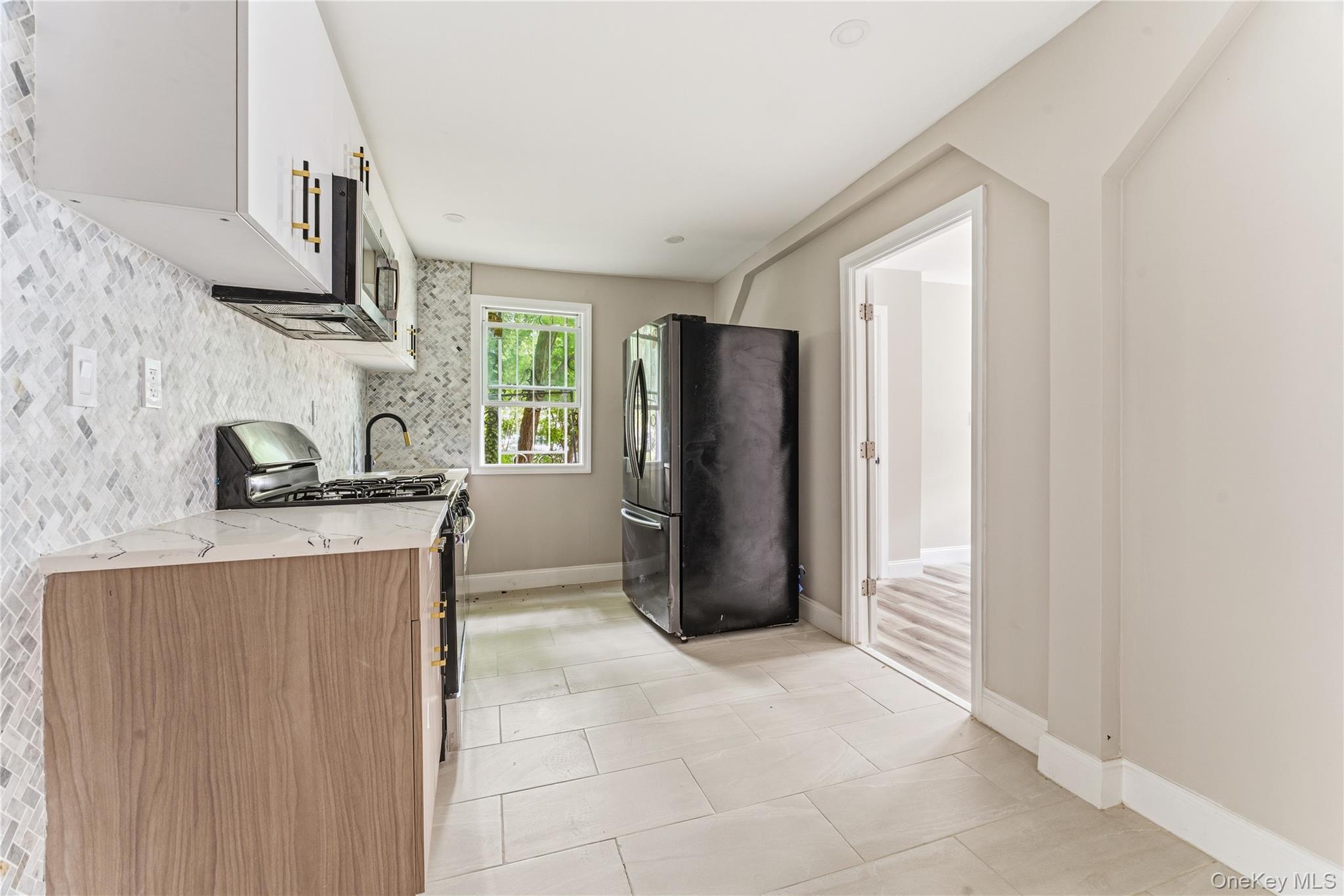 Single Family Herriot Street Westchester County, NY 10701, MLS-1018094-3