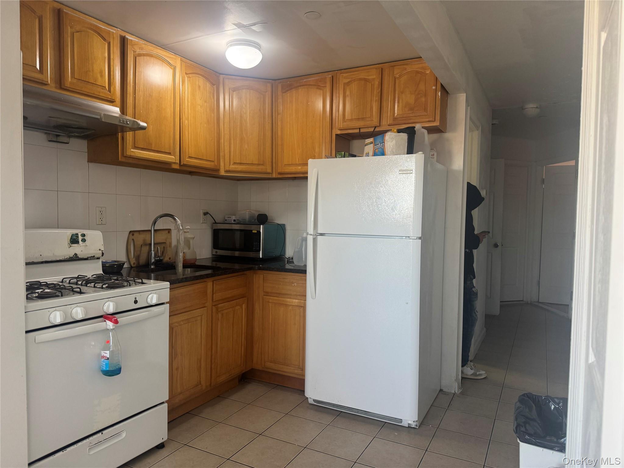 Single Family 45th Avenue  Queens, NY 11373, MLS-1018095-36
