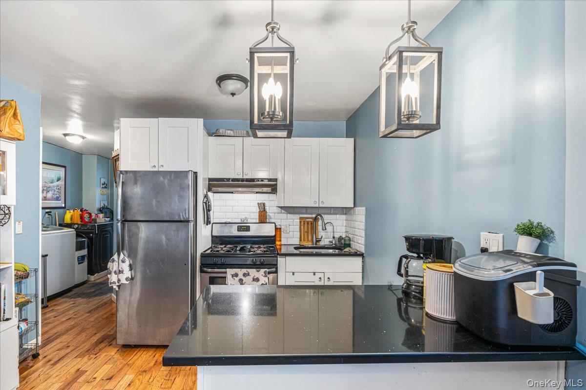 Single Family Snediker Avenue  Brooklyn, NY 11207, MLS-1018117-8