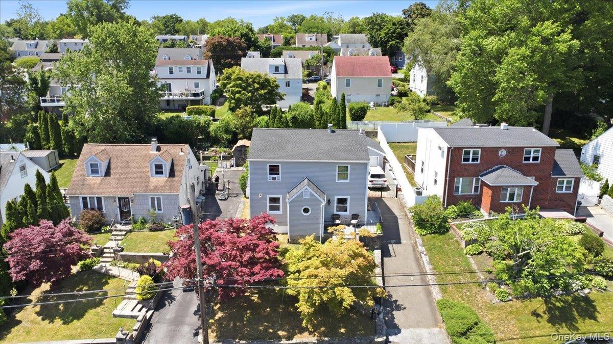 Single Family Young Avenue Westchester County, NY 10710, MLS-1018124-29