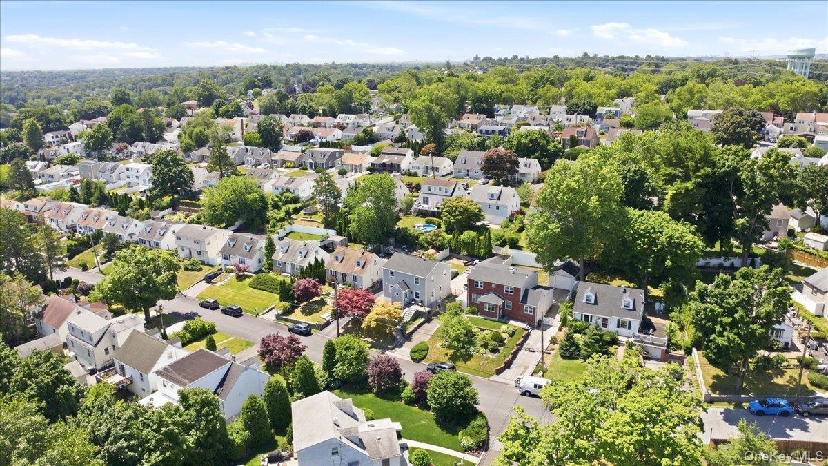 Single Family Young Avenue Westchester County, NY 10710, MLS-1018124-31
