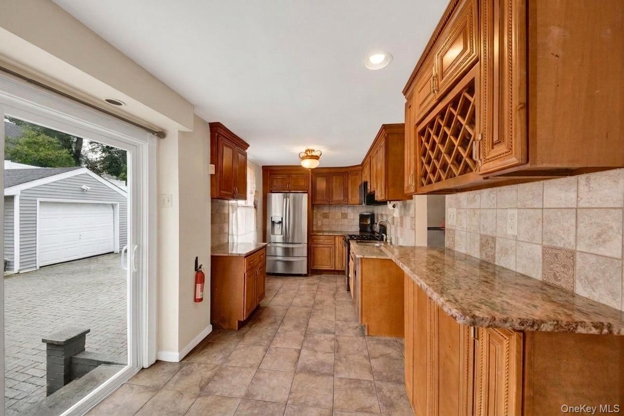 Single Family Young Avenue Westchester County, NY 10710, MLS-1018124-9
