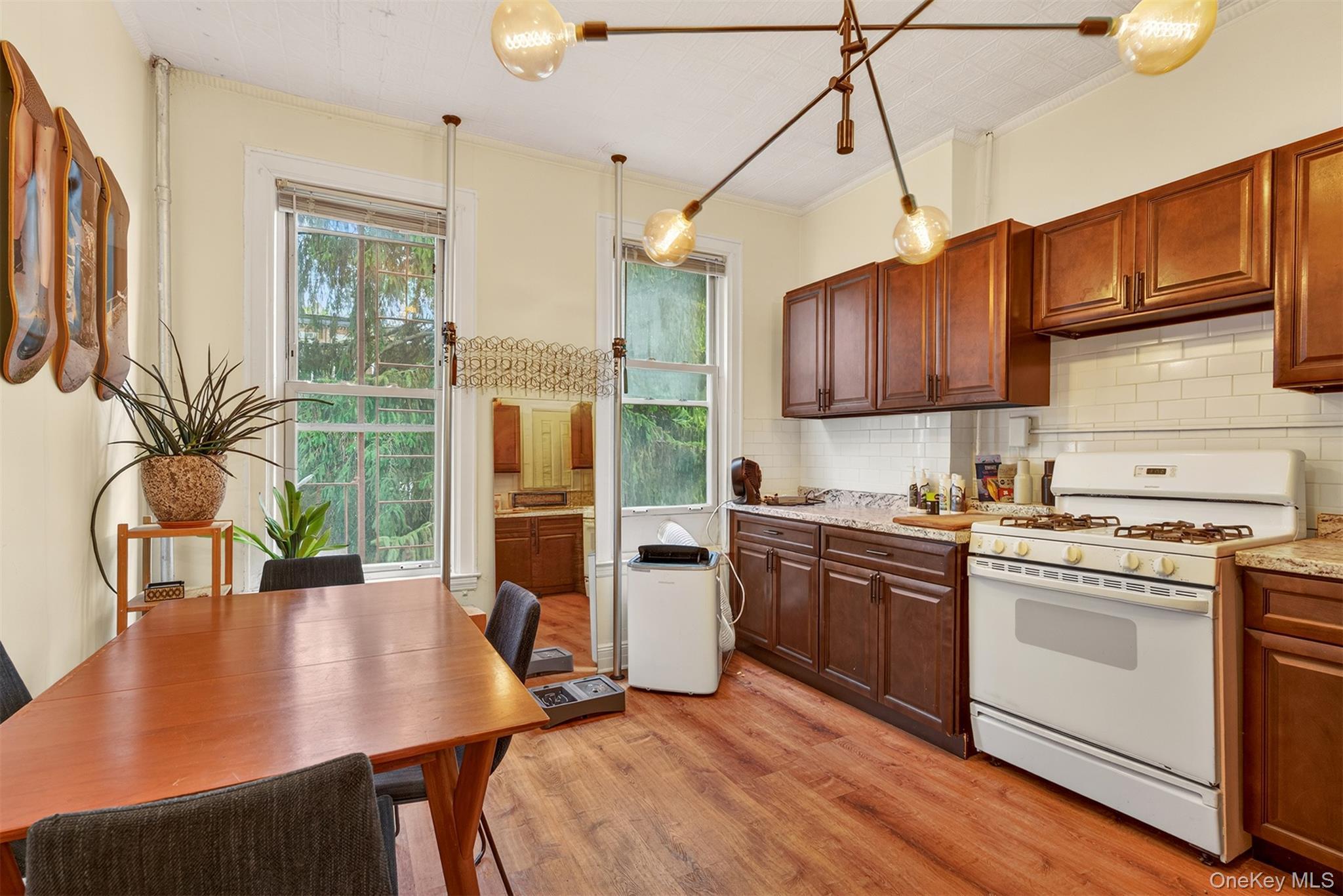 Single Family Sutton Street Brooklyn, NY 11222, MLS-1018125-17