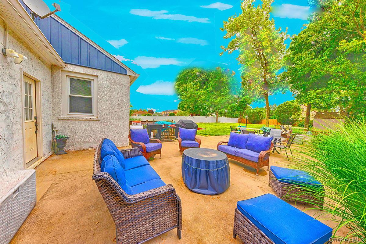 Single Family Van Cedar Street Se  Suffolk County, NY 11717, MLS-1018126-20