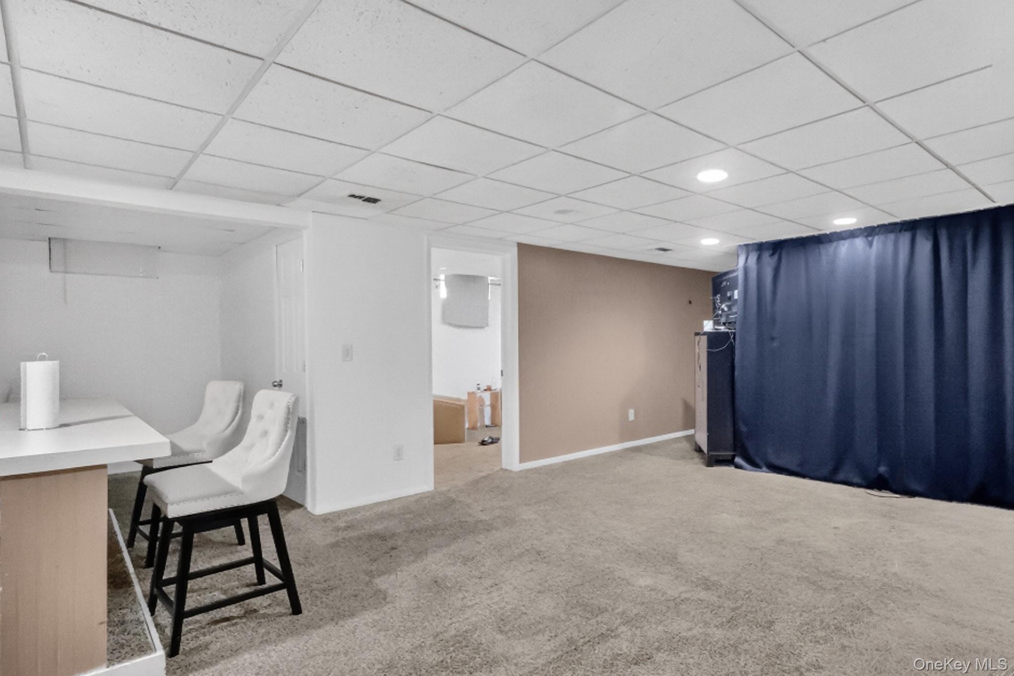 Single Family Woodlawn Avenue  Suffolk County, NY 11940, MLS-1018159-22