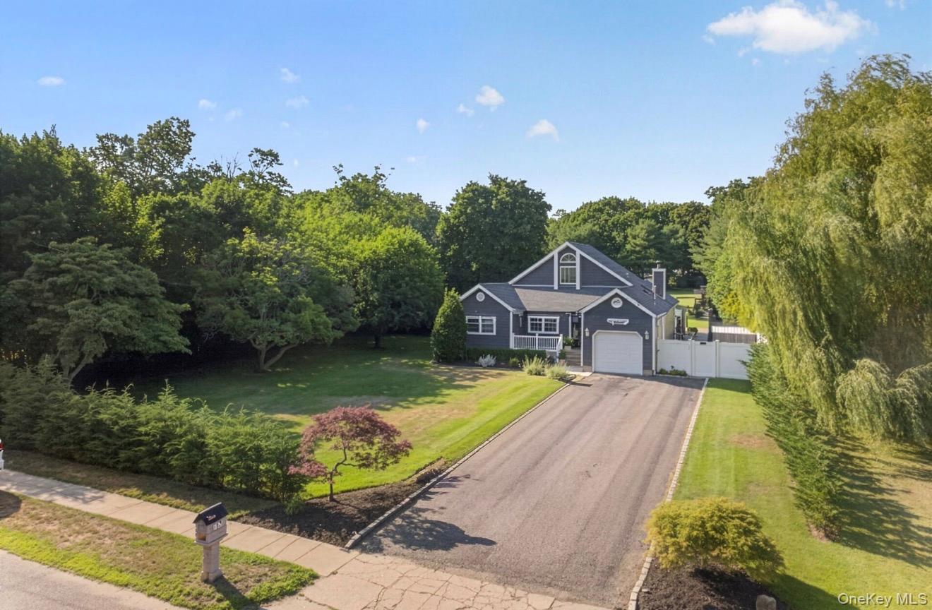 Single Family Woodlawn Avenue  Suffolk County, NY 11940, MLS-1018159-44