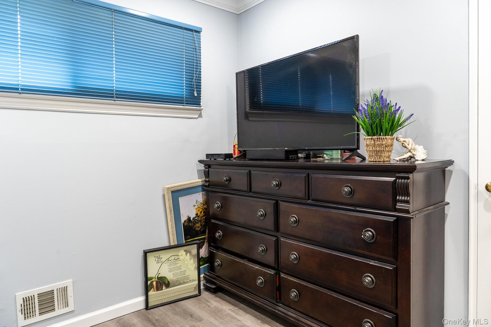 Single Family 157th Street  Queens, NY 11357, MLS-1018239-10