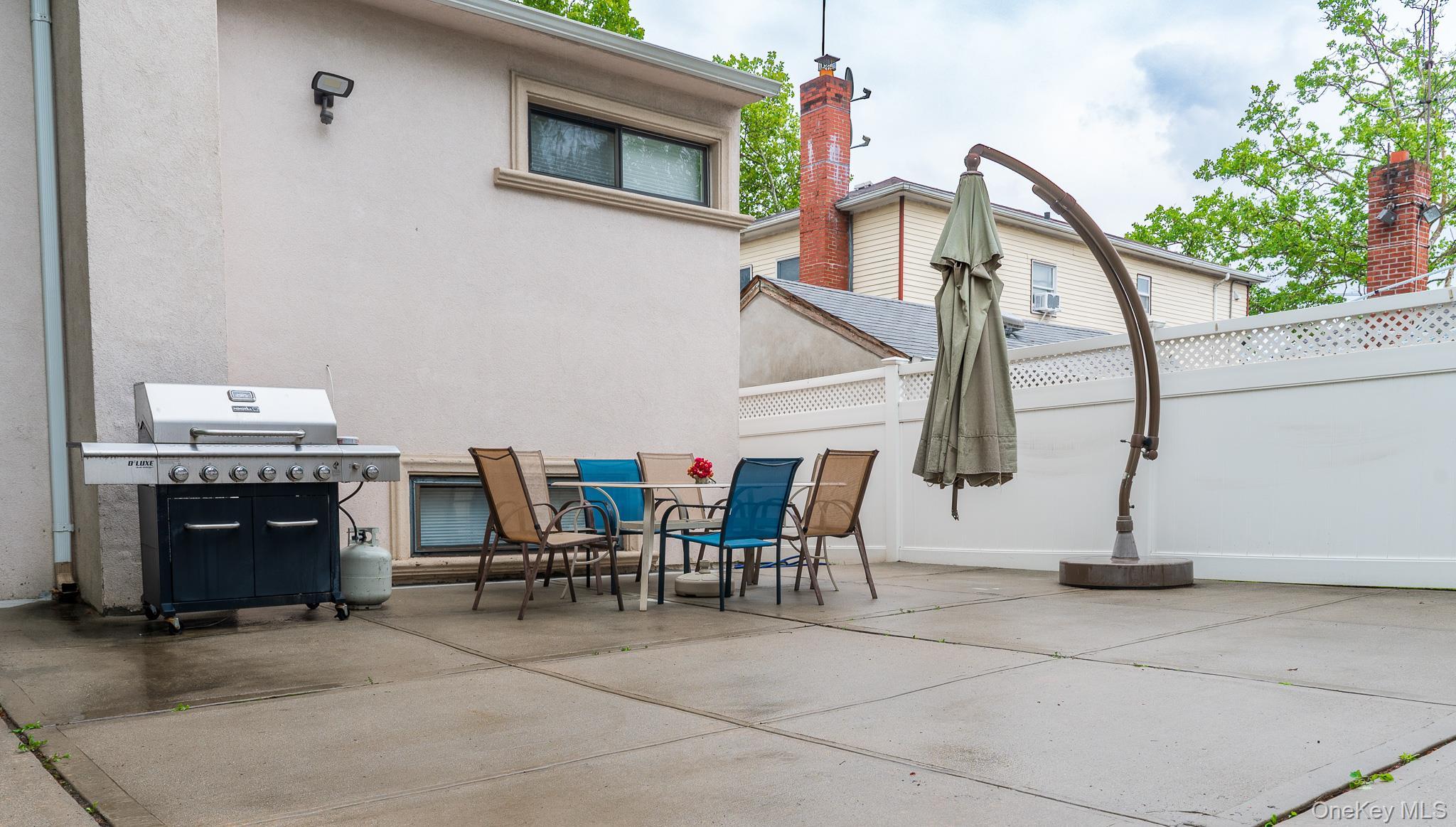 Single Family 157th Street  Queens, NY 11357, MLS-1018239-22
